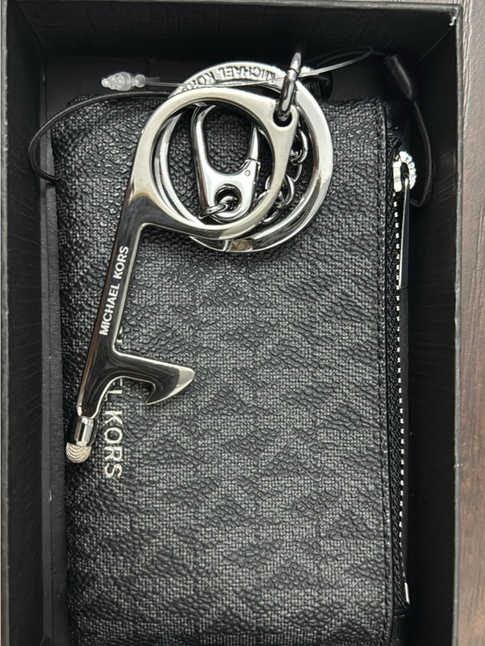 Michael Kors Black Logo Keyring Zip Pouch - Picture 2 of 2